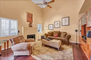 Photo #6: 6206764 Listing