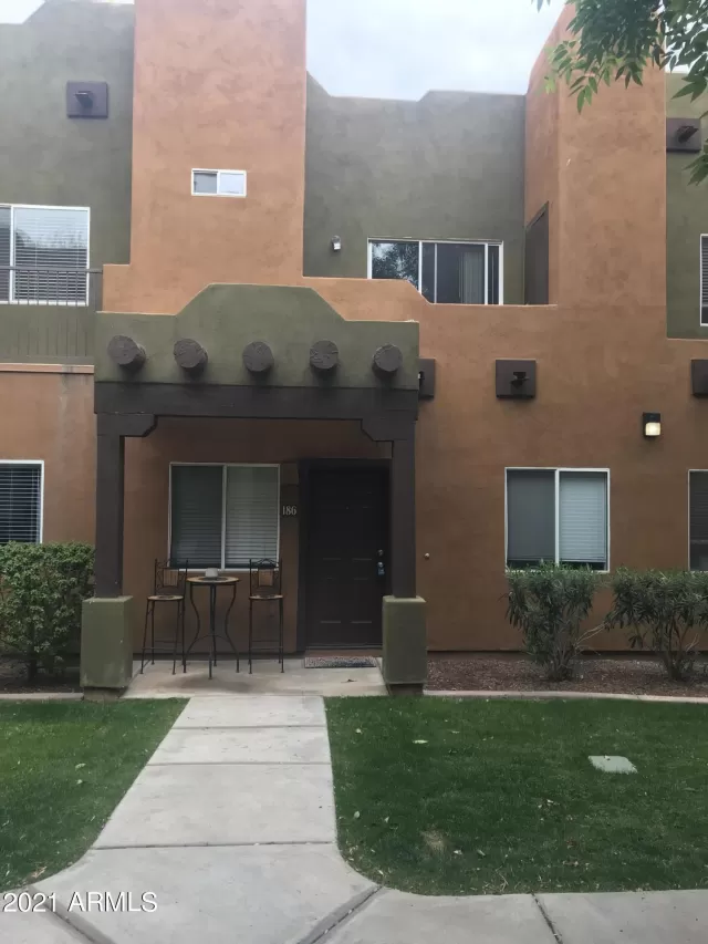 MLS: 6206957 Condo For Sale