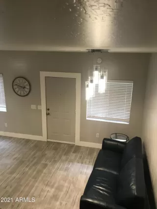 Photo #2: 6206957 Listing 