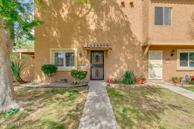 MLS: 6207007 Condo For Sale