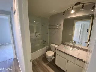 Photo #5: 6207114 Listing