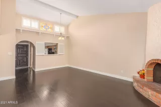 Photo #4: 6207131 Listing