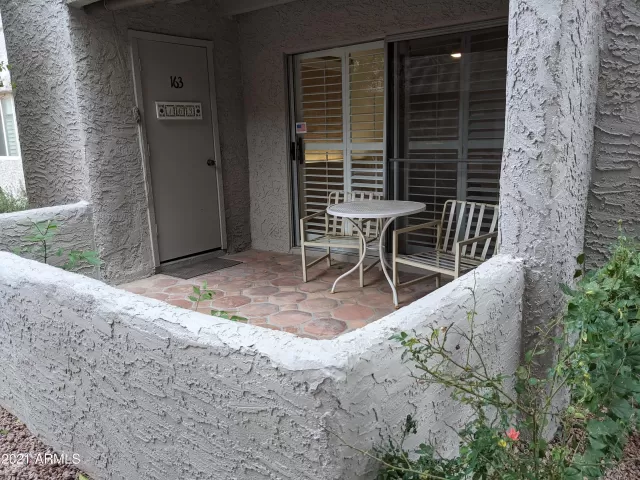 MLS: 6207190 Condo For Sale