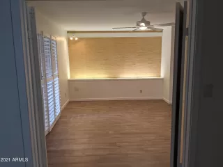 Photo #6: 6207190 Listing