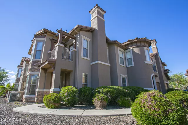 MLS: 6207225 Condo For Sale