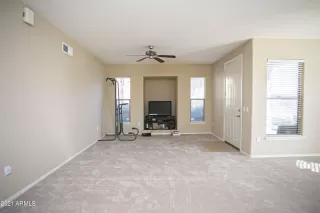 Photo #2: 6207225 Listing