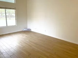 Photo #1: 6207256 Listing