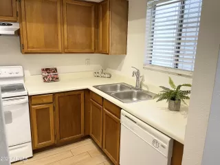 Photo #6: 6207256 Listing