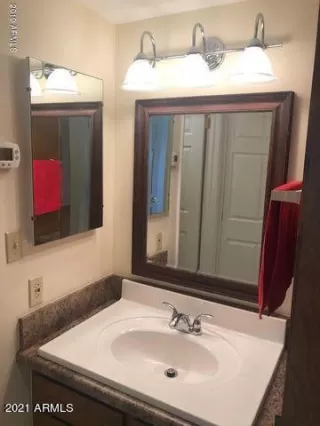 Photo #4: 6207465 Listing