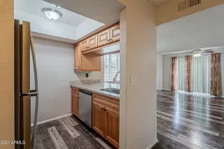 Photo #4: 6207537 Listing