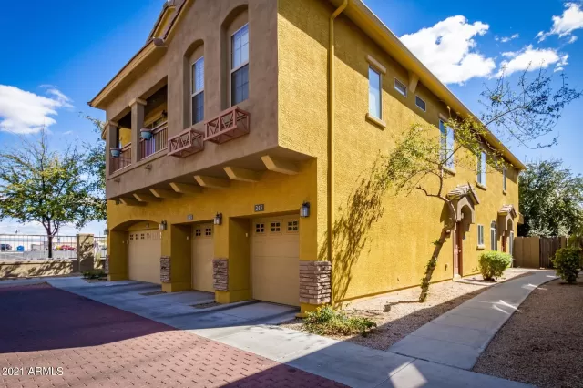 MLS: 6207617 Condo For Sale