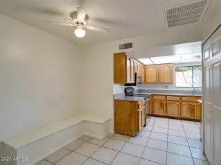 Photo #6: 6207662 Listing