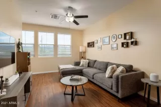 Photo #4: 6207678 Listing 