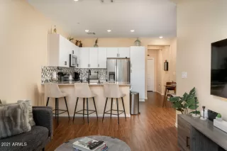 Photo #5: 6207678 Listing 