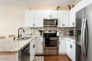 Photo #6: 6207678 Listing 