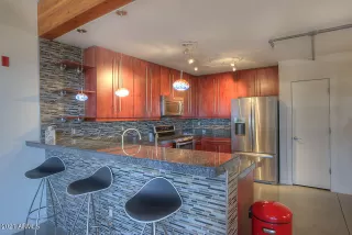 Photo #2: 6207824 Listing 