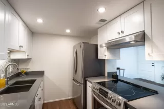 Photo #5: 6207838 Listing 