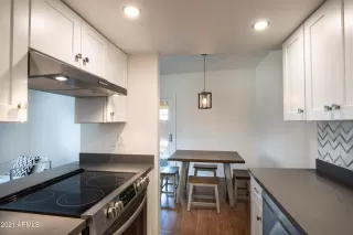 Photo #6: 6207838 Listing 