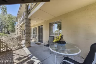 Photo #5: 6207867 Listing