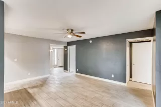 Photo #6: 6208140 Listing