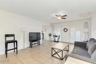 Photo #5: 6208247 Listing 