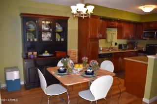 Photo #6: 6208293 Listing