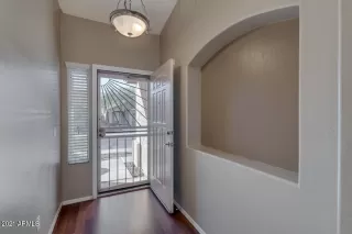 Photo #2: 6208325 Listing 