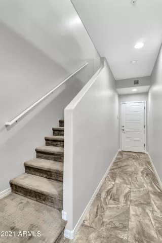 Photo #2: 6208557 Listing