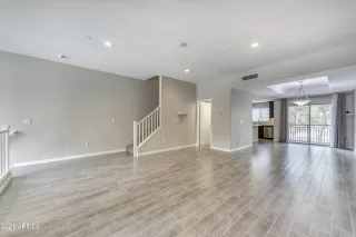 Photo #3: 6208683 Listing