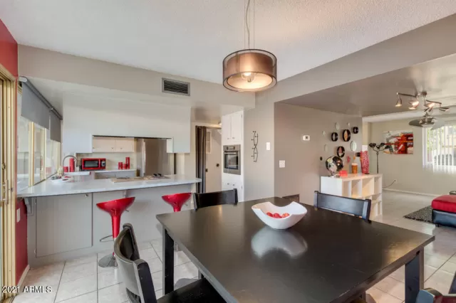 MLS: 6208754 Condo For Sale