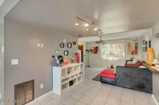 Photo #6: 6208754 Listing