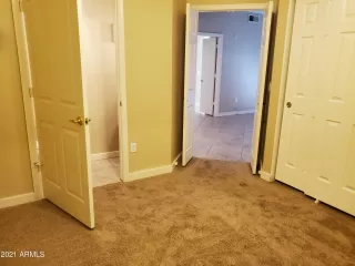 Photo #6: 6208766 Listing