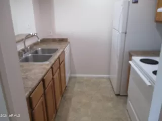 Photo #6: 6208819 Listing
