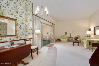 Photo #3: 6208989 Listing