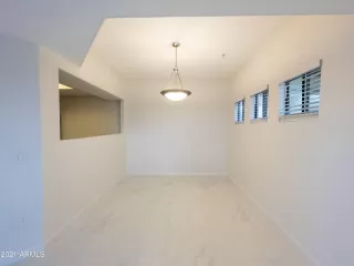 Photo #5: 6209024 Listing