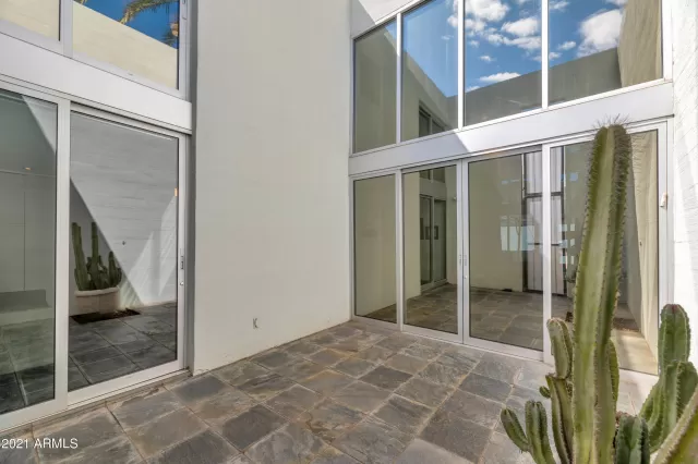 MLS: 6209051 Condo For Sale