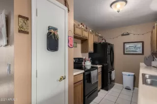 Photo #5: 6209082 Listing