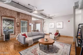 Photo #6: 6209206 Listing 