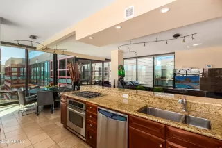 Photo #6: 6209230 Listing 