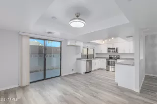 Photo #4: 6209231 Listing