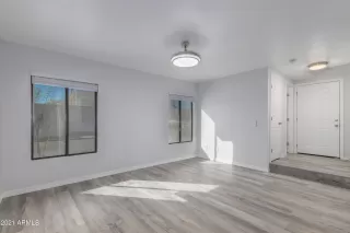 Photo #6: 6209231 Listing