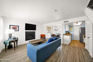 Photo #3: 6209235 Listing