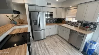 Photo #3: 6209259 Listing