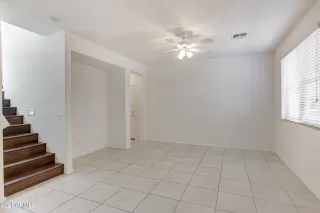 Photo #3: 6209289 Listing