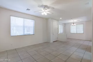 Photo #4: 6209289 Listing