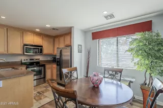 Photo #2: 6209309 Listing