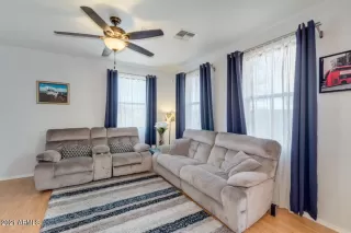 Photo #3: 6209343 Listing