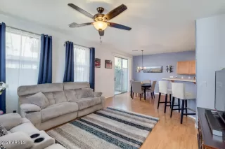 Photo #4: 6209343 Listing