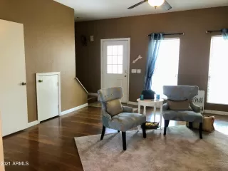 Photo #4: 6209422 Listing