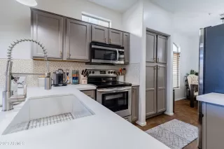 Photo #3: 6209439 Listing 